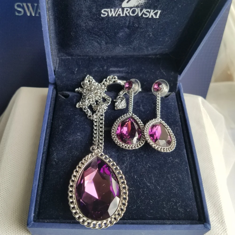 Swarovski authentic swan